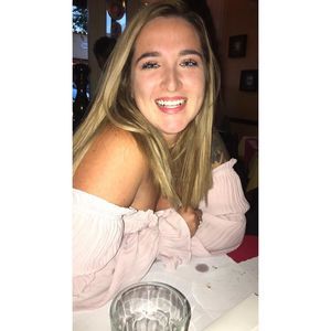 Meet your Posher, Alyssa